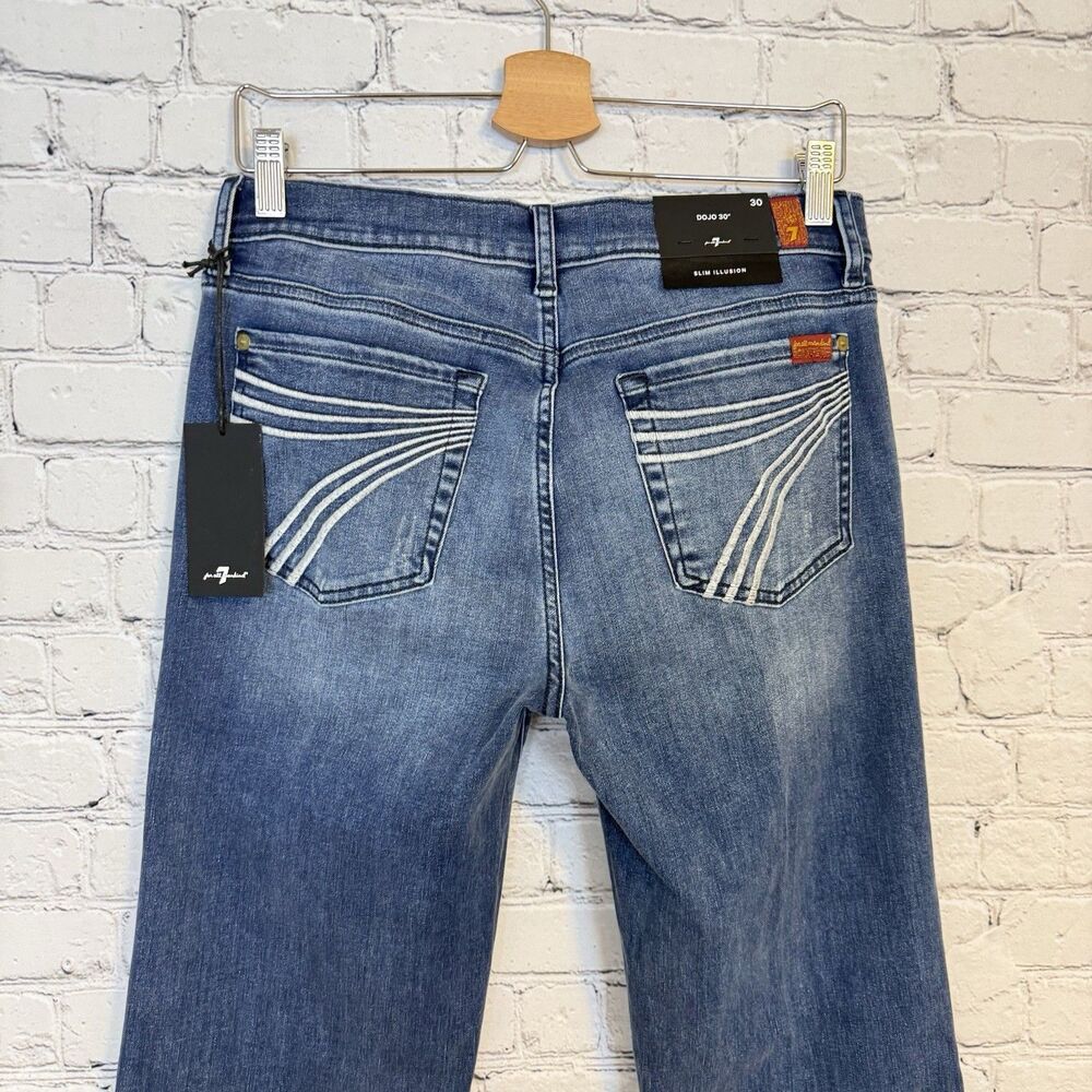 7 For All Mankind DOJO Slim Illusion Flare Jeans Mid Rise Pond Blue Women's 30 - Picture 3 of 15